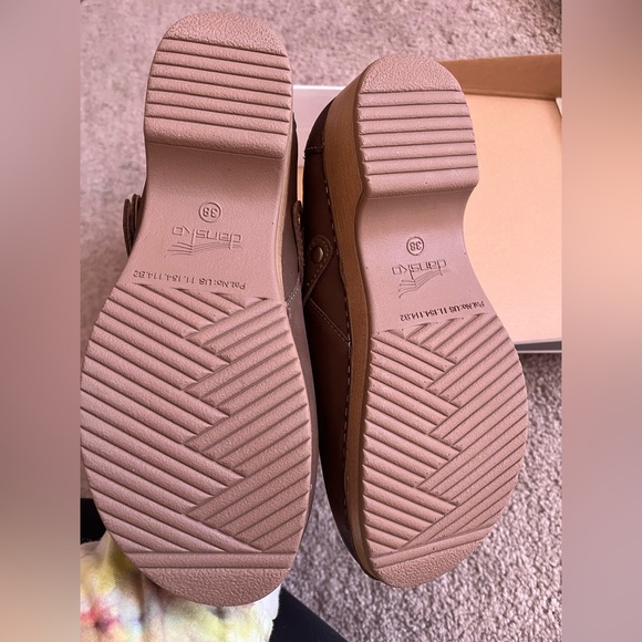 NIB Dansko Sz 38 Berry Burnished Nubuck Clogs - Picture 5 of 7